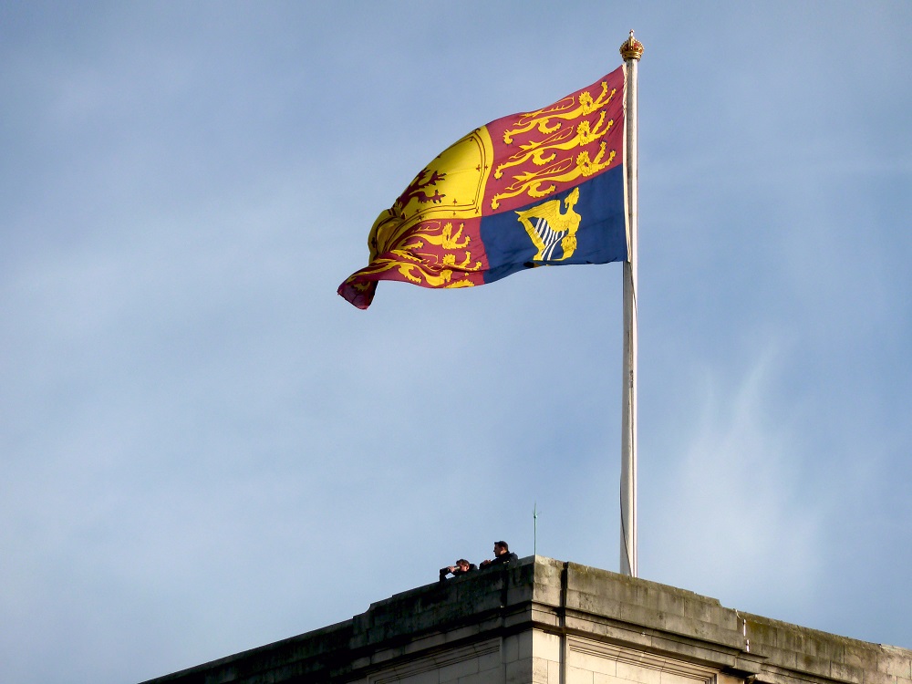 Buckingham Palace Royal Standard Flag