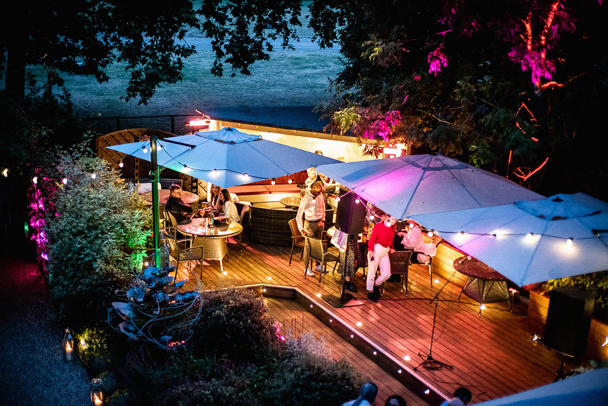 ROSL_garden_ext_event_twilight3