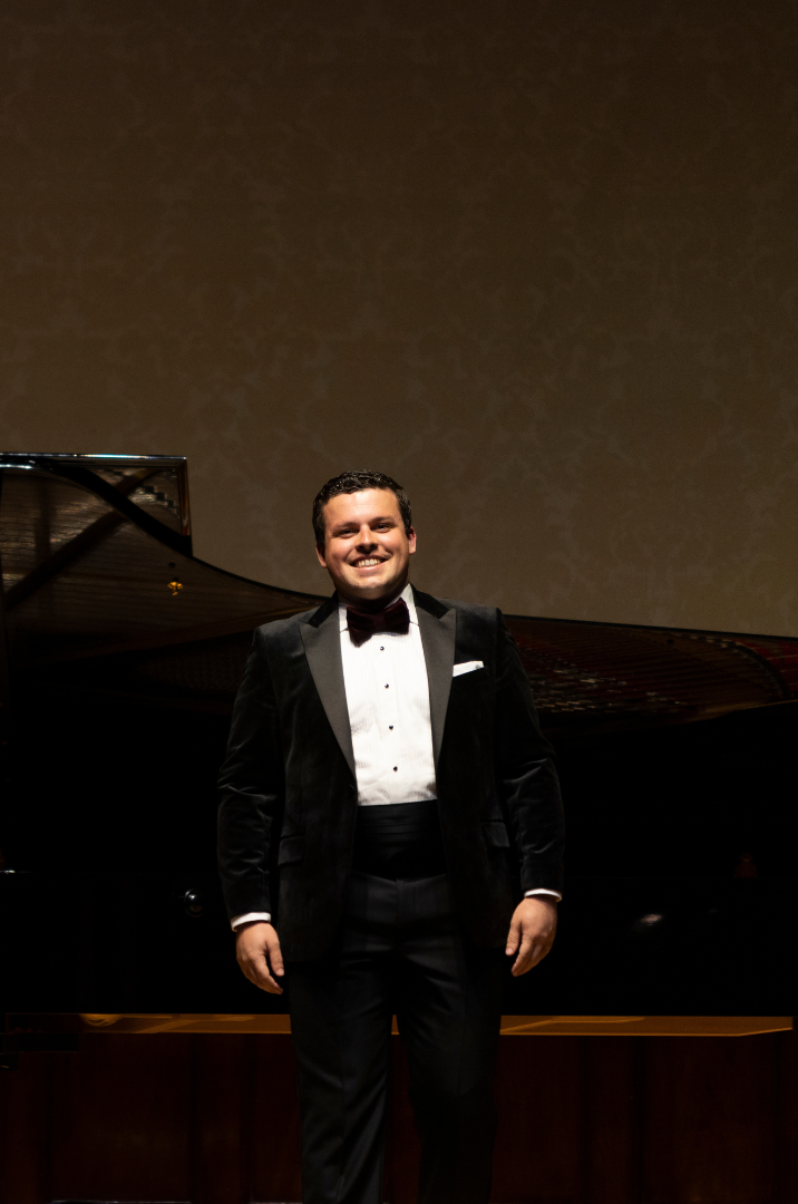 Daffyd-Jones-performing-Gold-Medal-June2024