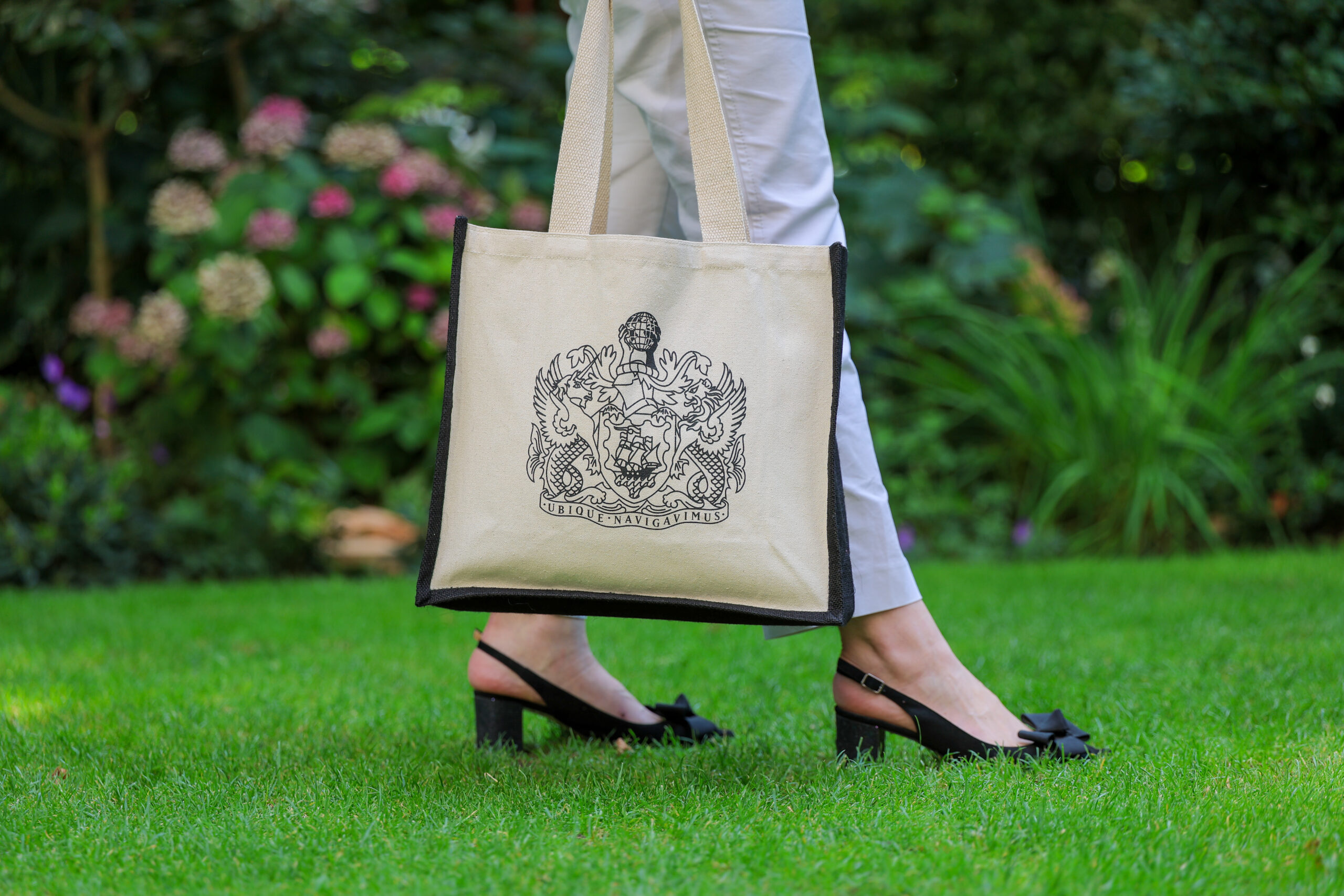 ROSL tote bag credit demetriusbehindthelens photography